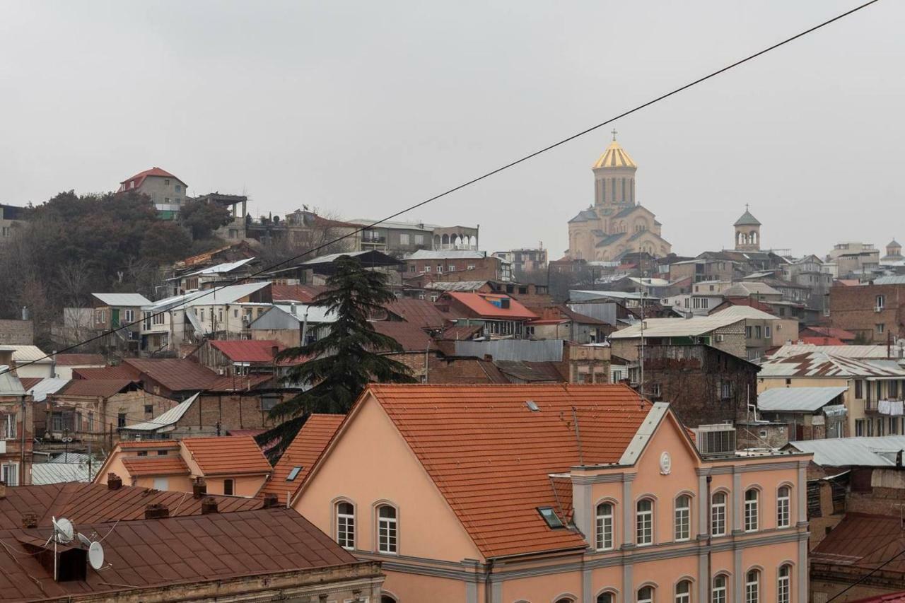 Wehost Cosy Apartment Tbilisi Exteriör bild